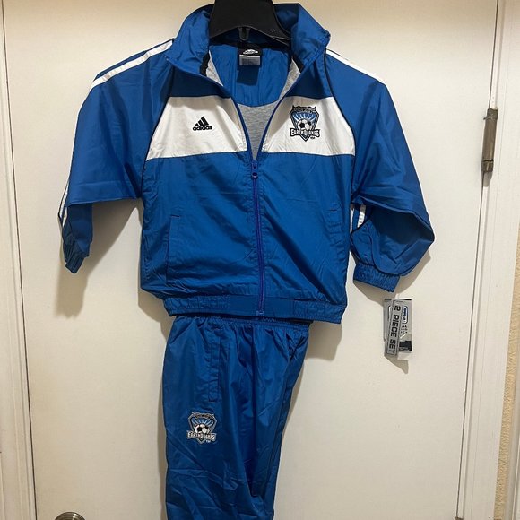 adidas windbreaker set